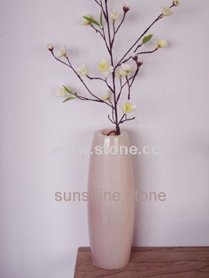 Pink onyx vase
