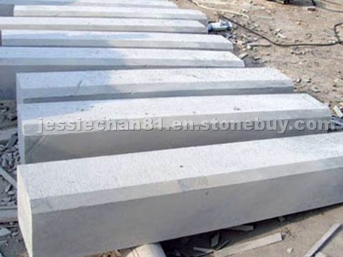 China Bluestone Kerbstone