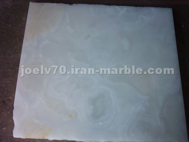 Iranian onyx blocks, slabs and tiles