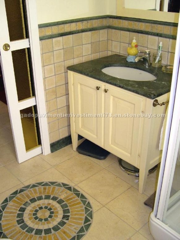 Verde Guatemala Vanity Top