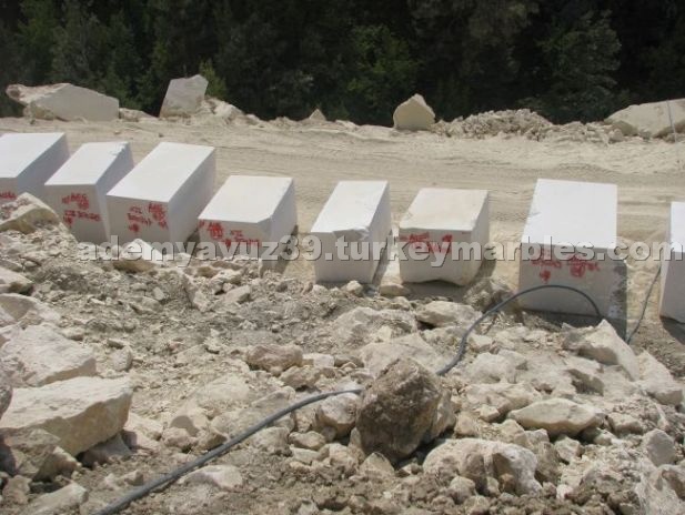 Mezi Cappucino Marble Block