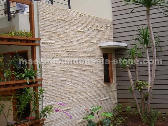Putih Joyga Natural Split Stone