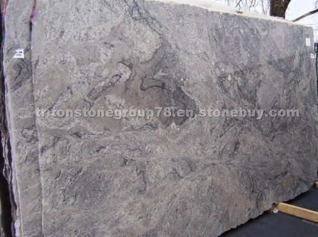 Blanco Piracema granite slabs