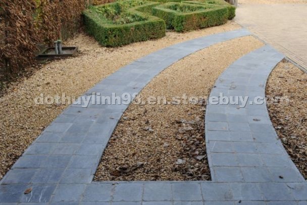 Tumbled Blue Stone Paving