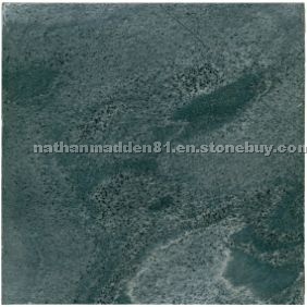 Zeera Green Polished Qtz 30x30