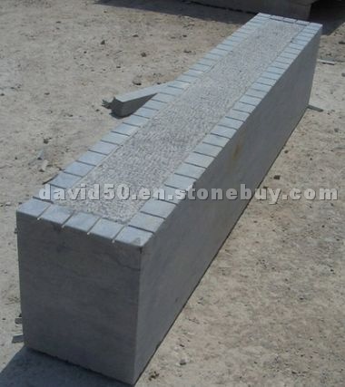 Kerbstone