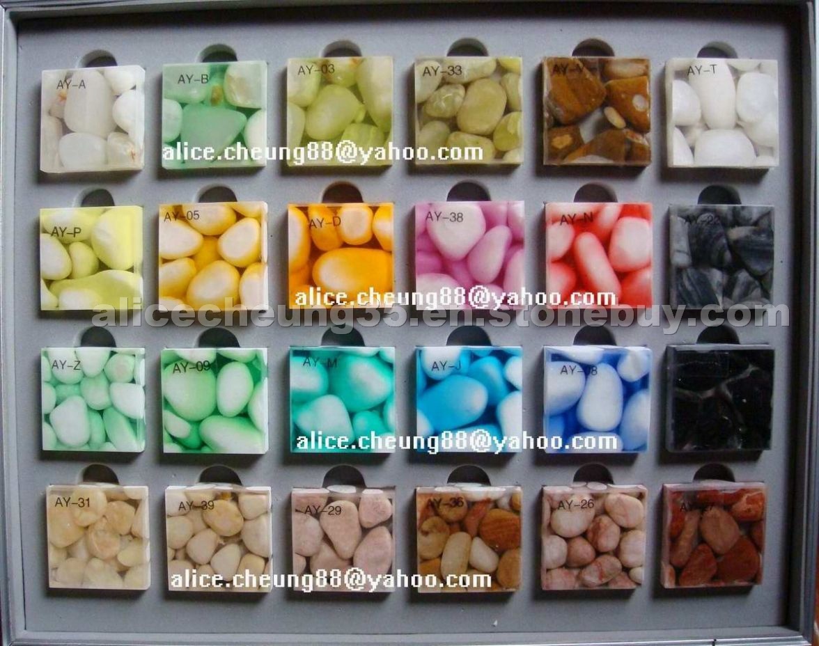 Translucent resin pebbles tiles