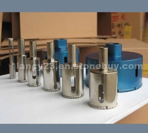 Vaccum brazed diamond drill bits