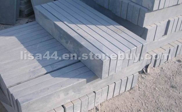 kerbstone