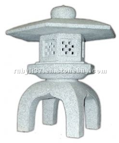 Garden lantern