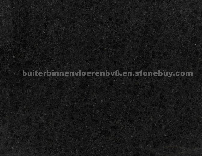Olivian Black Gepolijst Basalt