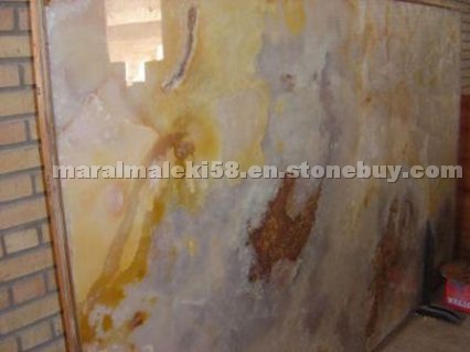 Iran White Filleto Gialo Onyx
