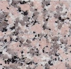 Granite tiles and slabs