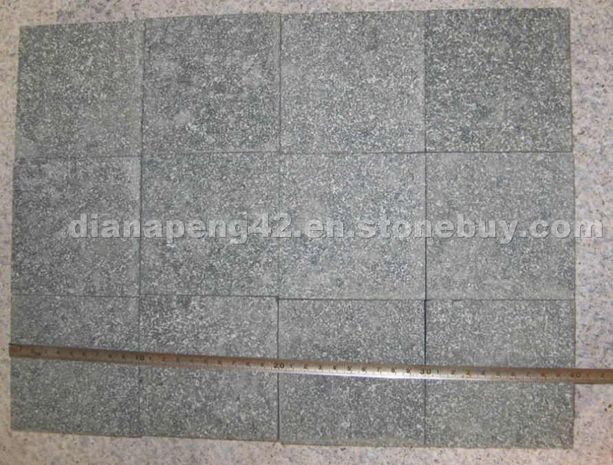 G612 Granite flamed surface cube