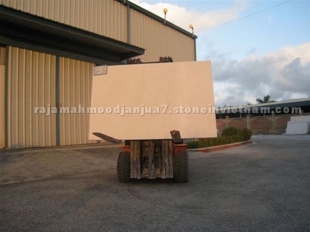 POLISHED SLABS 3