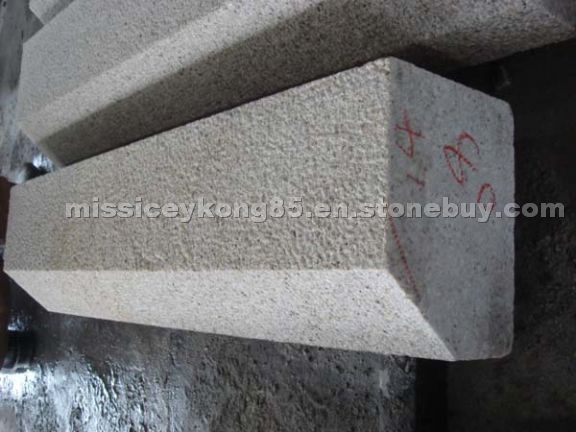 Granite kerbstone