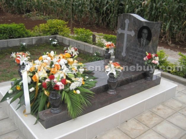 Paradiso granite tombstone