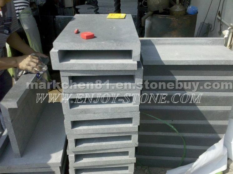 blue stone pool border tiles
