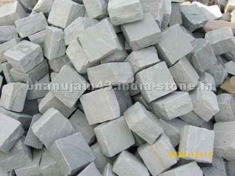 Kandla Grey Sandstone Cobbles