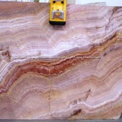 Fantasy Onyx Vein Cut 2cm