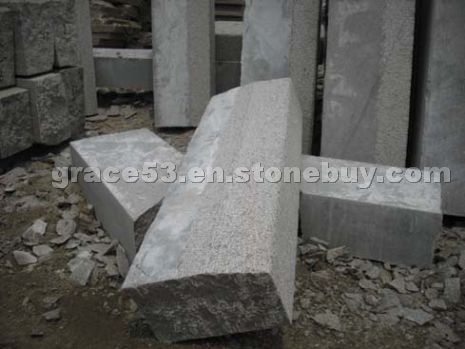 G354 Kerbstone