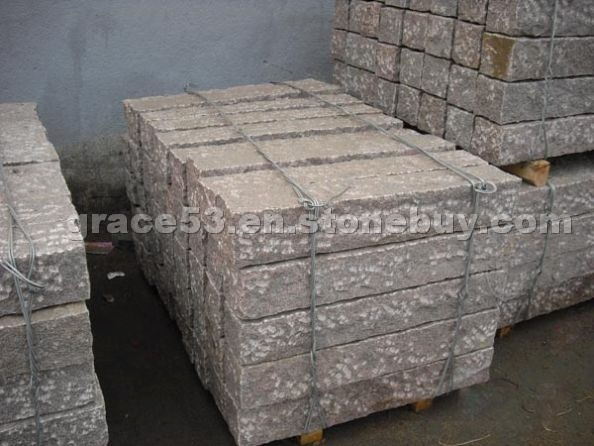 G354 Granite Kerbstone