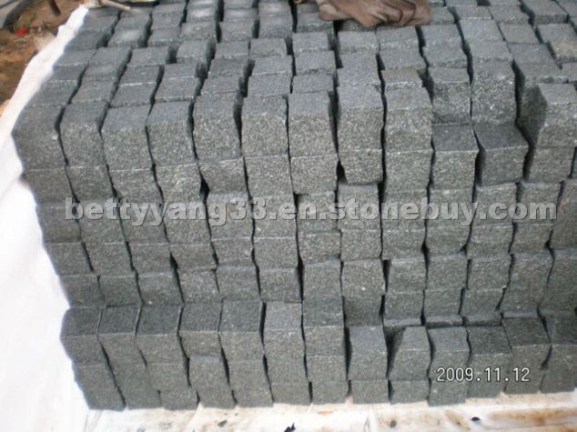 Granite Cubic Stone