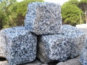 Bergama Grey Granite Cobble Stone