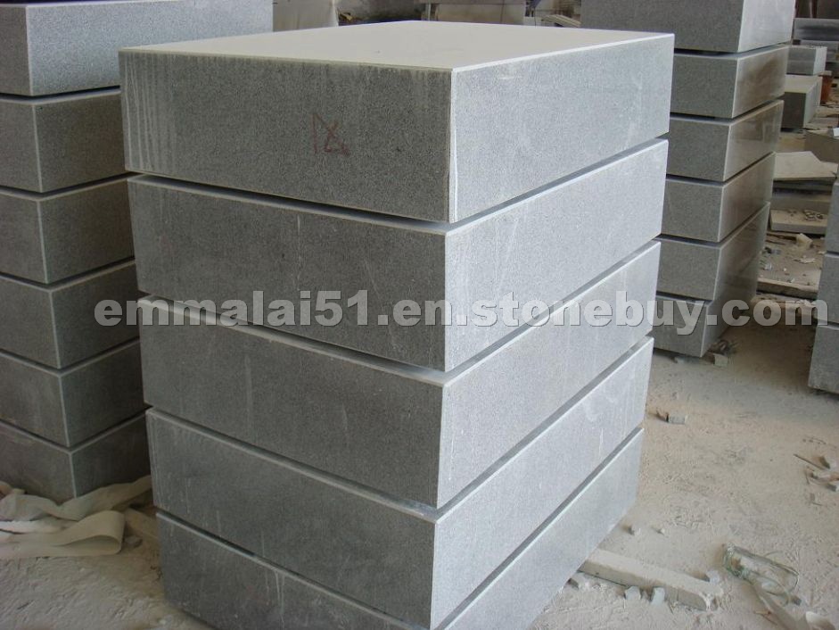 Grey Granite Cubestone