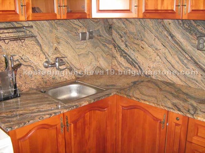 Vyara Granite Countertop, Backsplash