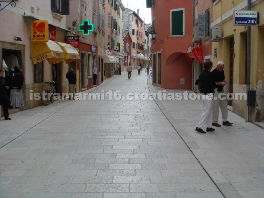 Kirmenjak Marble Pavement, Exterior Floors