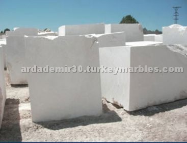 Crema Fatin marble blocks