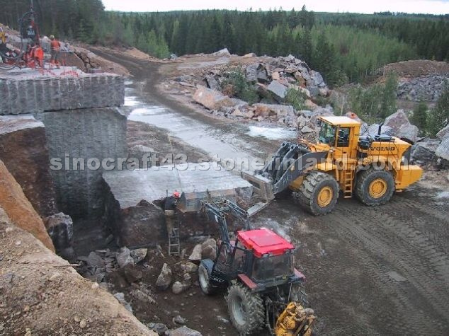 Baltic Brown Quarry, Blocks