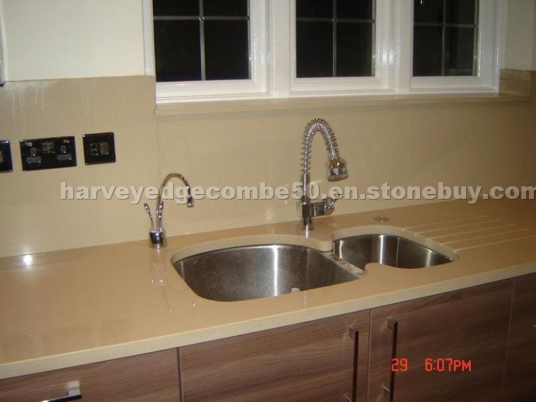 Quartz Stone Countertop