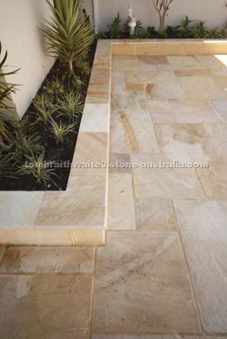 Random Sandstone Paving Stone
