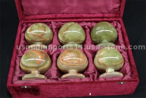 Onyx Wine Goblet Set