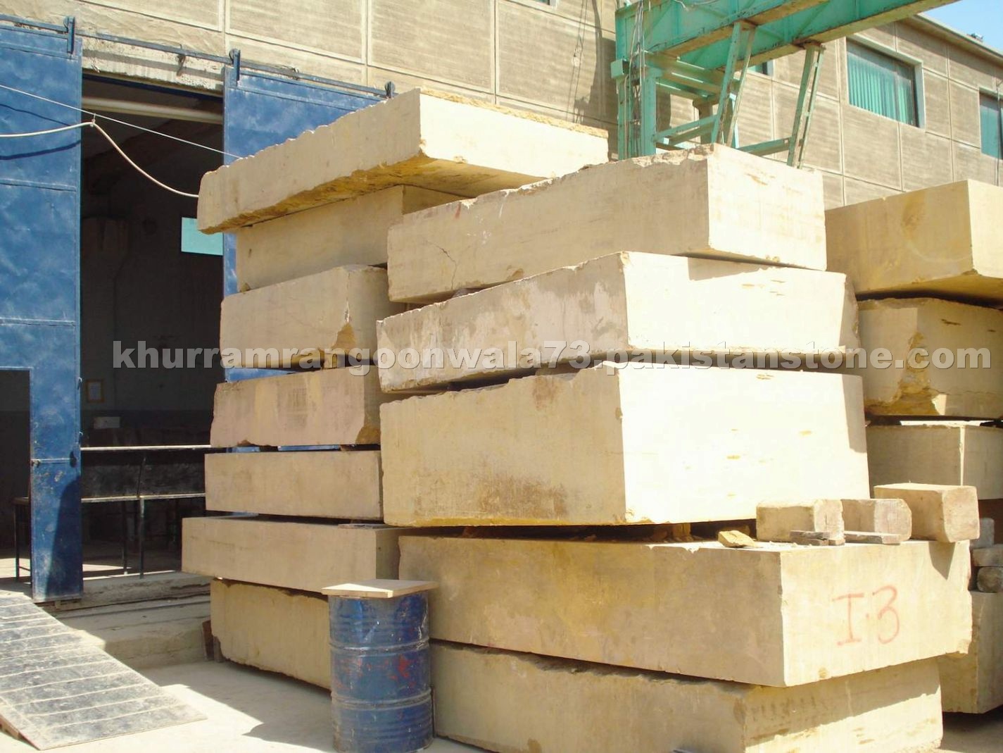 INDUS GOLD MARBLE BLOCKS