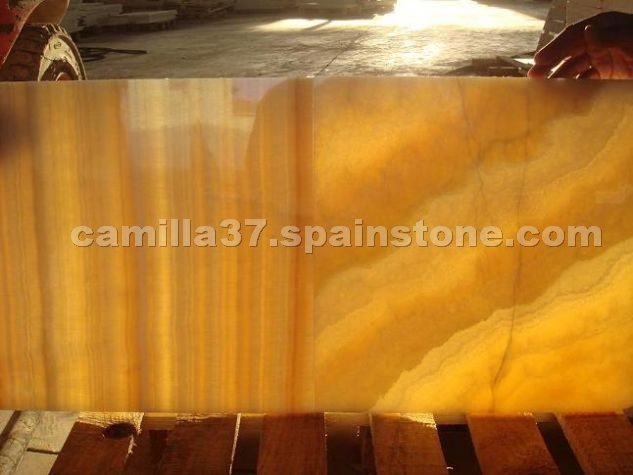 Transparent Onyx