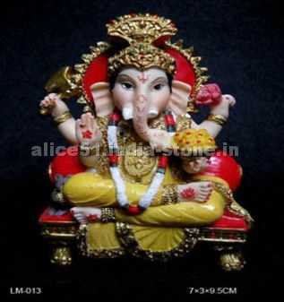 India Ganesha god statue