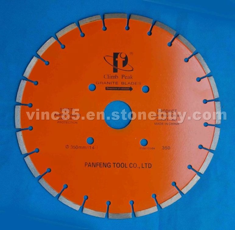 Diamond saw blade for granite