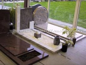 Gravestone, Monuments