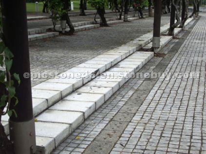 Grey Granite Cobble Paving