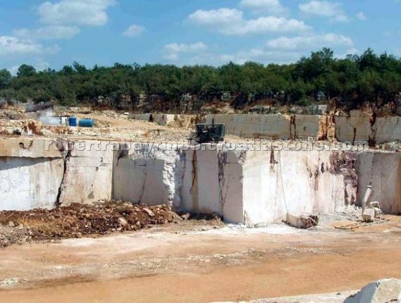 Kirmenjak Limestone Blocks, Own Quarry