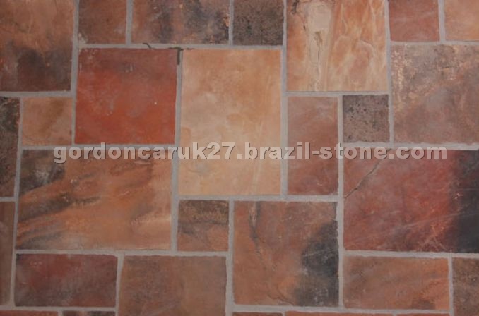 Moss Rock Versailles Flagstone