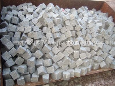 Grey Granite Cubestone
