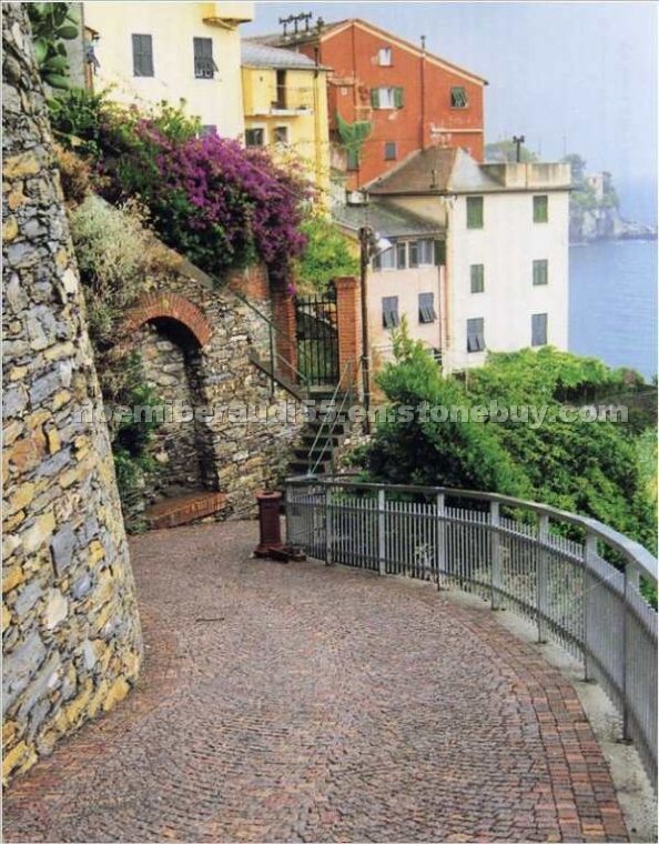 Porfido Sarentino Rosso Paving Stone
