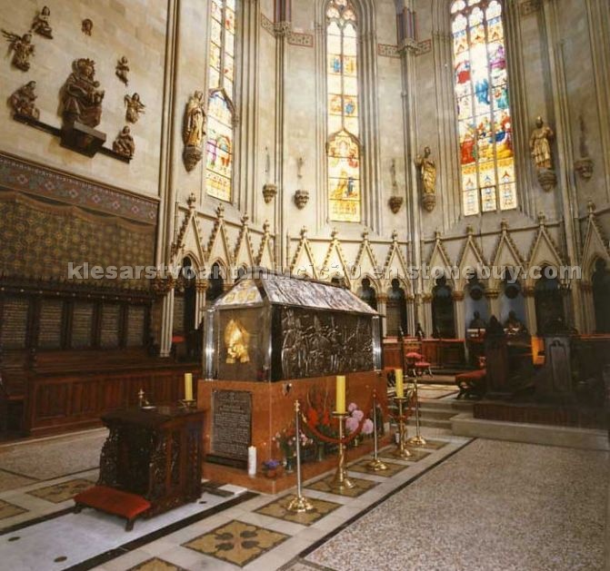 Project -tomb - Cardinal A. Stepinac