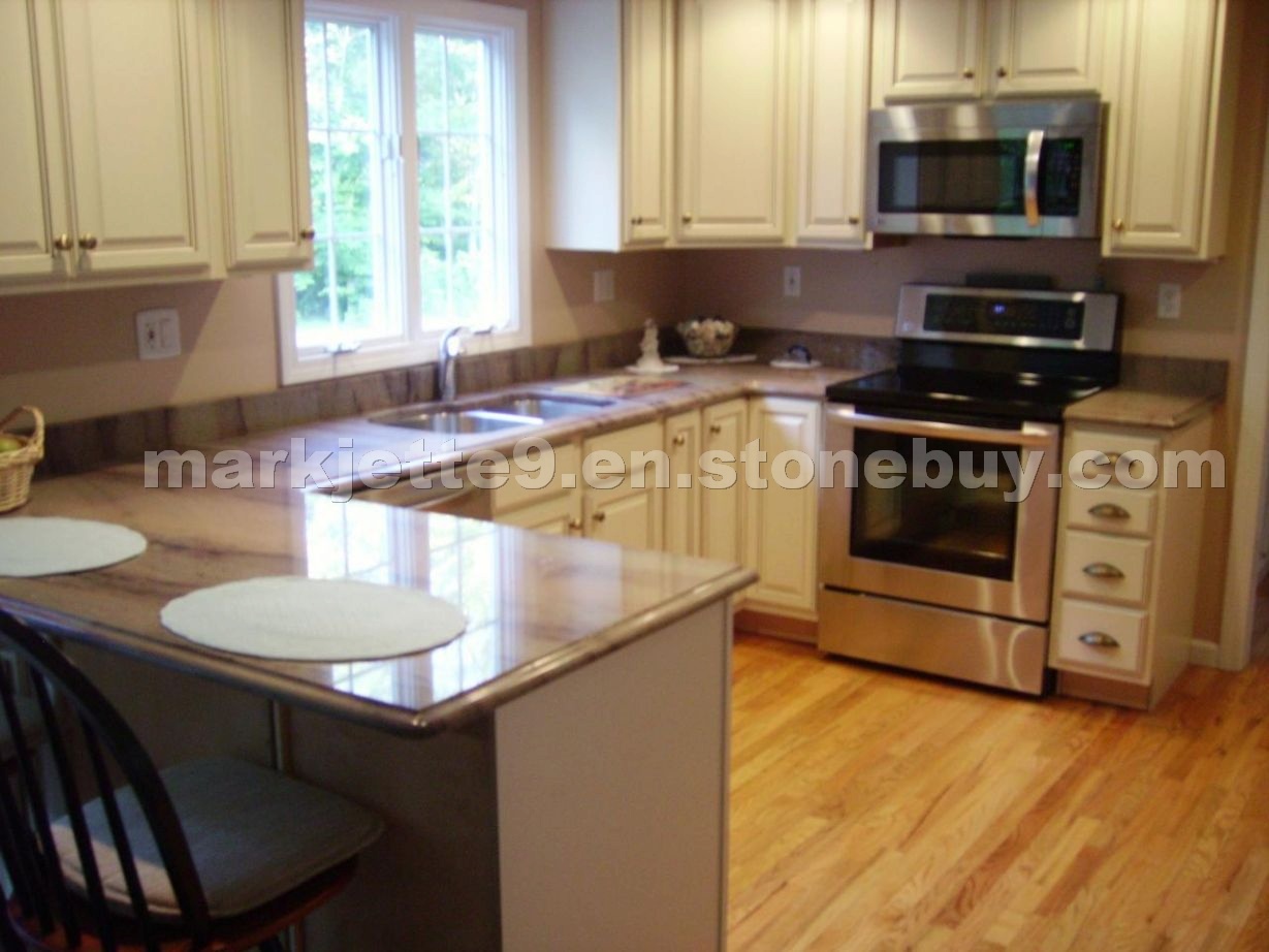 Verde Sea Foam Granite Counters