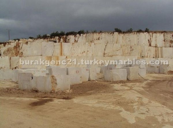 Bursa Beige Marble Blocks