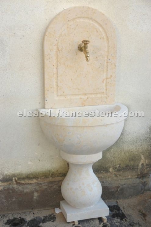 Fountain - Romane Beige Limestone